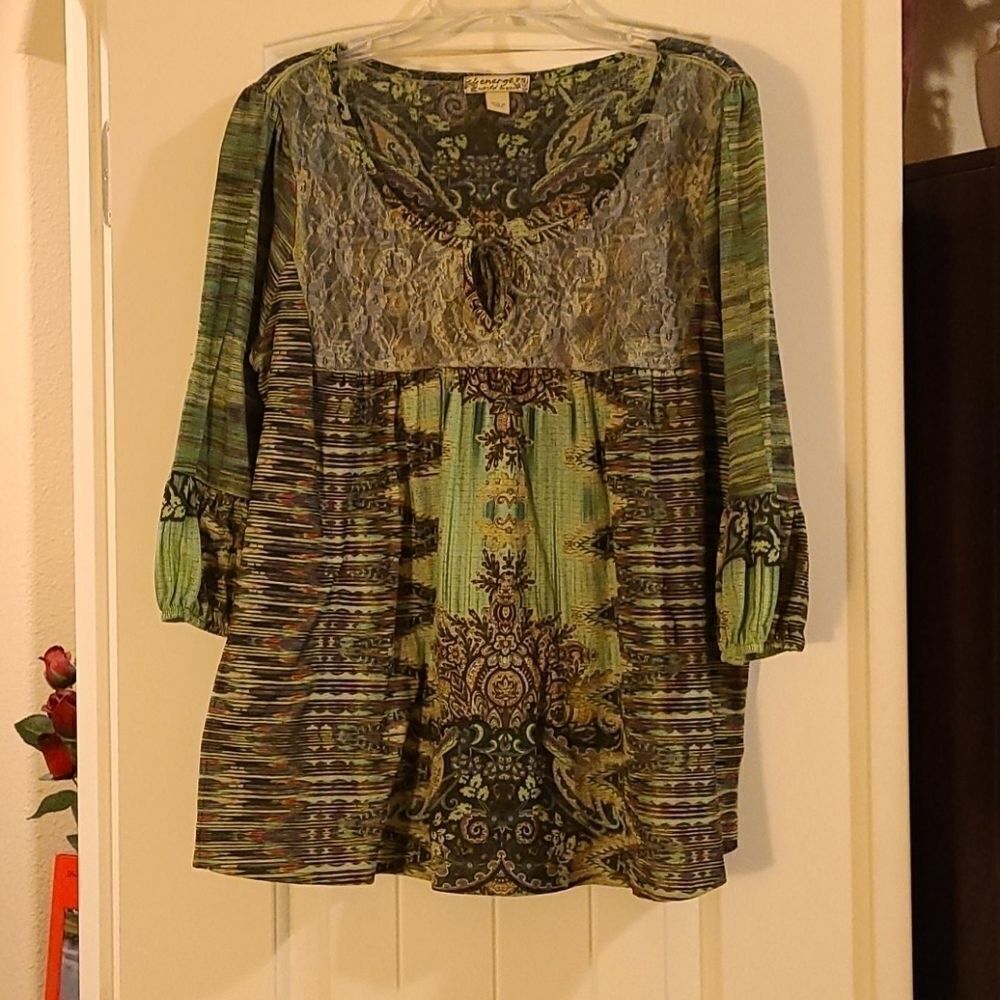 Energe World Wear - Green blouse